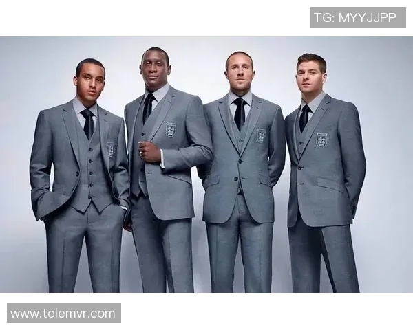 足球明星华丽西装出场背后的故事与时尚魅力揭秘